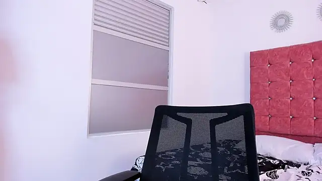 your_whore_Salome élő XXX-chatje