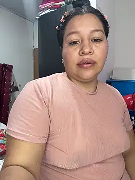 Lovelipsbig's Live XXX Chat