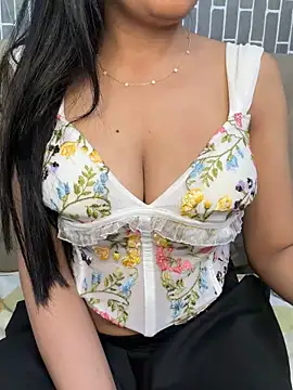 escape_with_men Live XXX chat