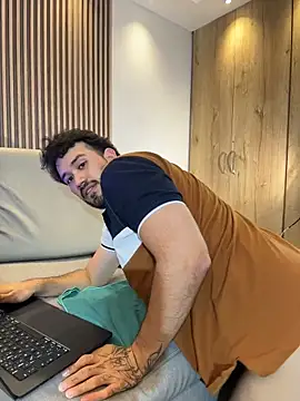 Show de Adrian_SITH na webcam