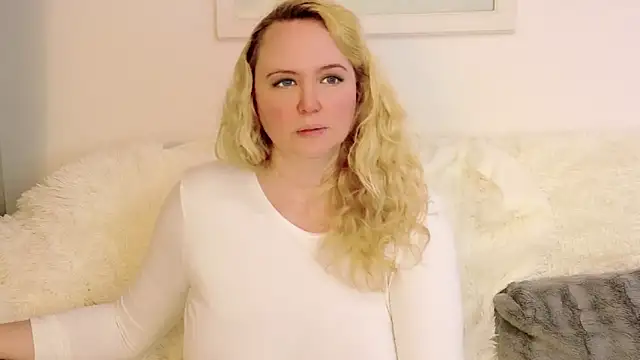 دردشة Sarah4you الجنسية المباشرة