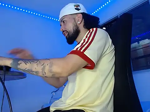 camilorestrepo77 Webcam-Show