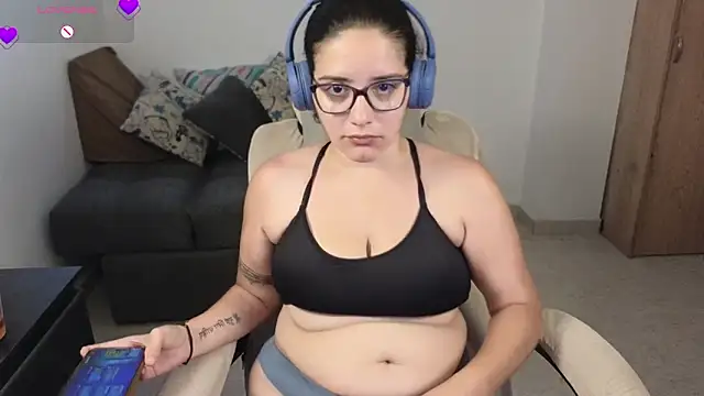 Chat +18 de blue__moon_ ao vivo