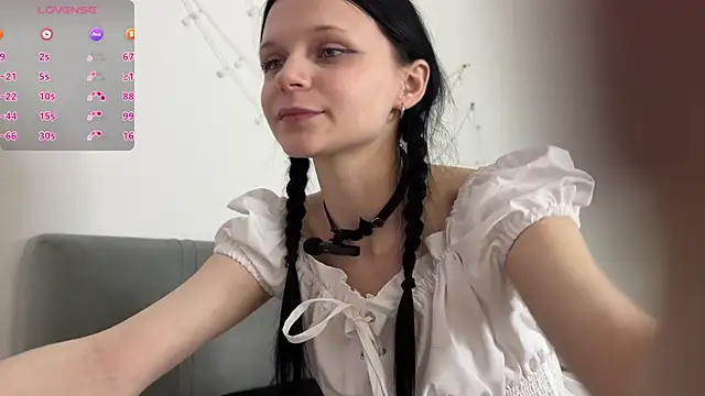 meowchaa's Live XXX Chat