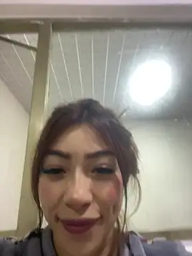 DAKOTA_SAKURAのライブXXXチャット
