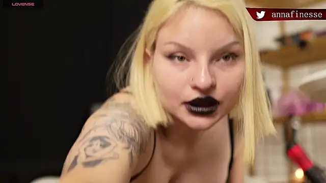 mistress_anna_dame Adlı Modelin Web Kamerası Şovu