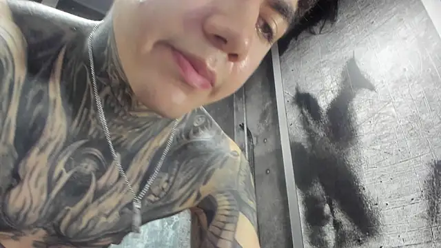 Živý XXX chat Gury_tattoo