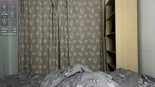 Онлайн чат XXX Velmiora