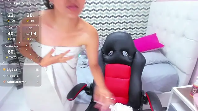 ISAPINK1 – Naživo XXX chat
