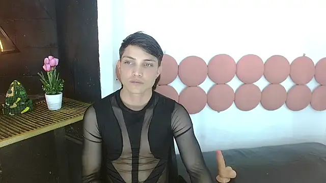 Chat +18 de MaxxLouis ao vivo