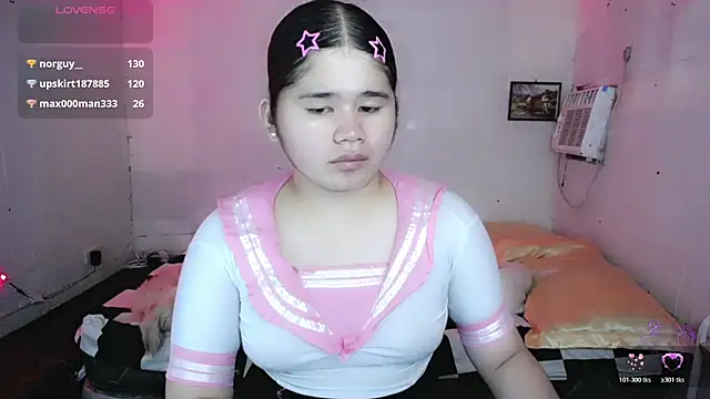 Brittany_143: απευθείας συνομιλία ΧΧΧ