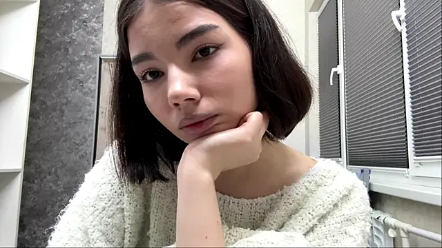 MarylnMonnier live XXX chat