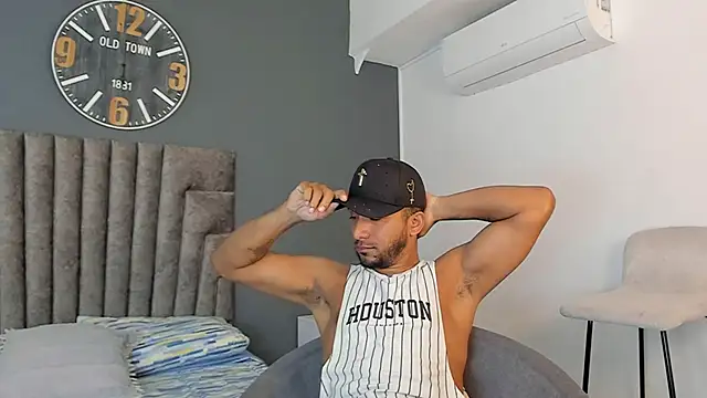 Czat XXX na żywo – Robin_Rief