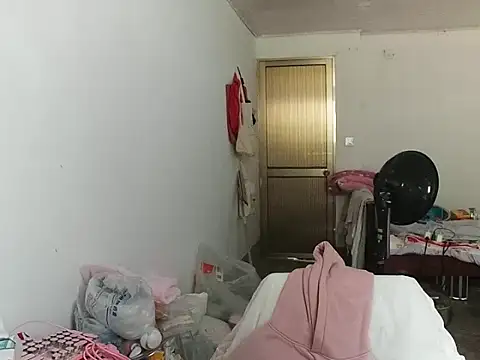RebelAura Chat XXX live
