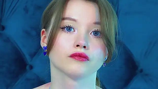 Živý XXX chat KeiraAsti