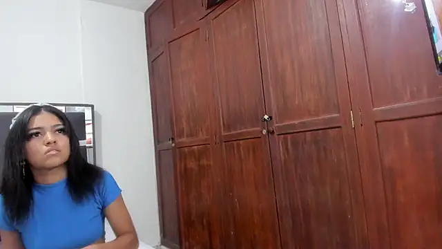Alaia2 Live XXX-chat