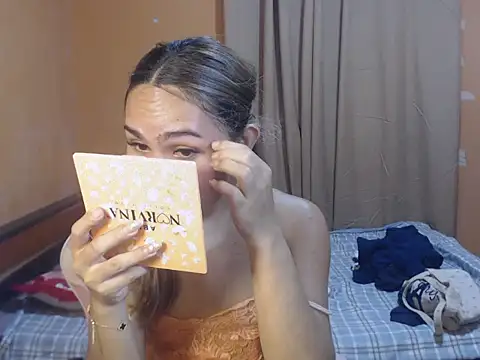 ur_Katrina69 Adlı Modelin Web Kamerası Şovu