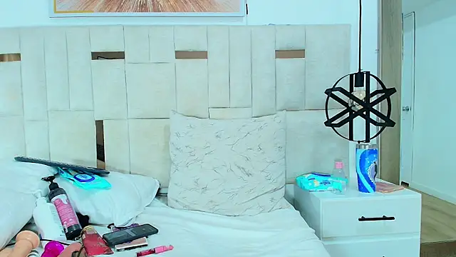 Sara_BigAss- 라이브 XXX 채팅