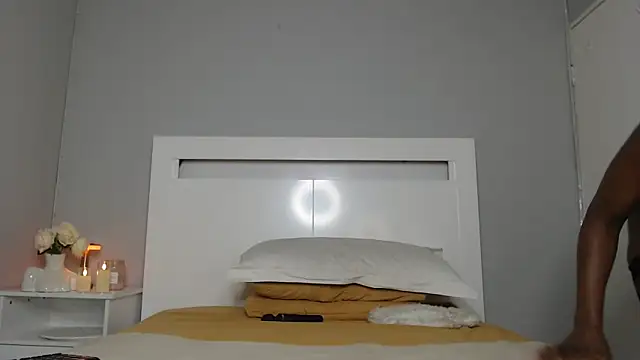 JasminBrown Show Webcam