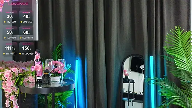 DebiHenks Adlı Modelin Canlı XXX Sohbeti
