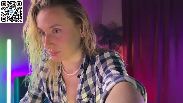 XXX chat uživo modela DariDolla