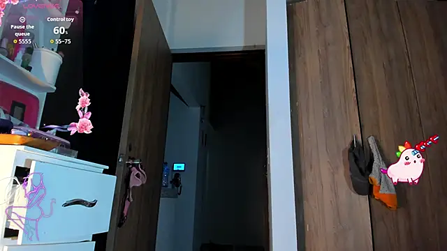 SkyeGabbyRose Webcam Show