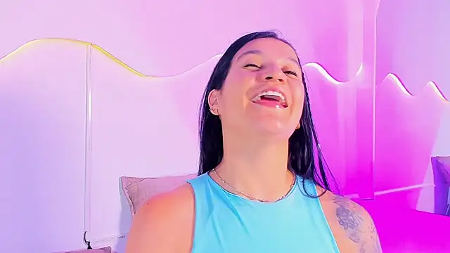 MiaMalcova__ Live Chatraum