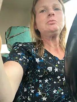 RagingRebecca – Naživo XXX chat