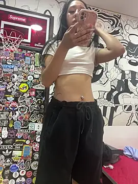 แชท XXX สดของ NickieCute-