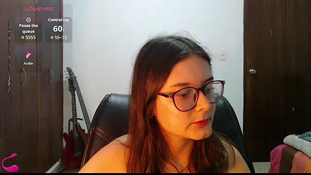 MadieeLorez Chat XXX in diretta