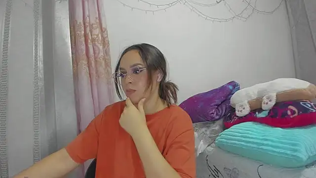 Chat +18 de HARLEYNAPIER ao vivo