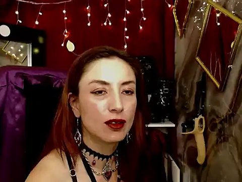 Queenscarlettsecret Live XXX-chat
