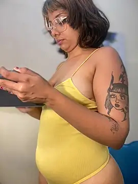 LeylaKnox 现场XXX聊天