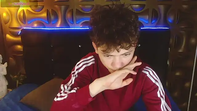 cruz_dante Chat XXX in diretta