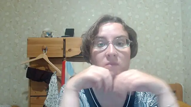 Smart_Rose élő XXX-chatje