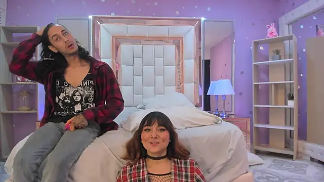 Goldentemptation_ Webcam show