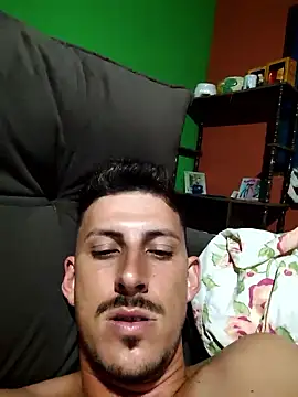 RendingTriviumd Webcam show