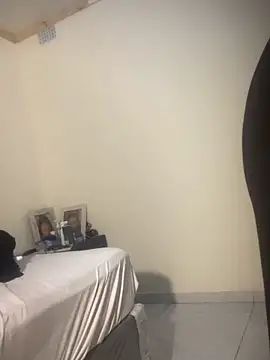 Czat XXX na żywo – Cardiebae89