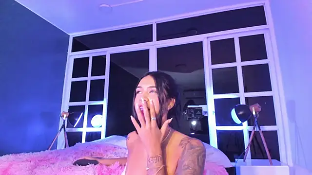 AntonellaRossi's Live XXX Chat