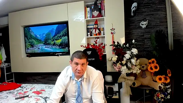SpartacusDaddy48n Live XXX chat