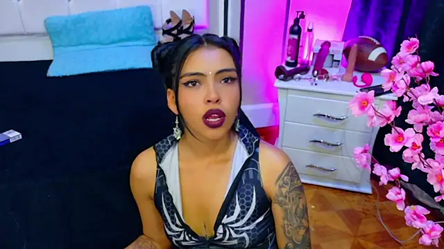 Chat XXX ao vivo de Devil_AliceXo