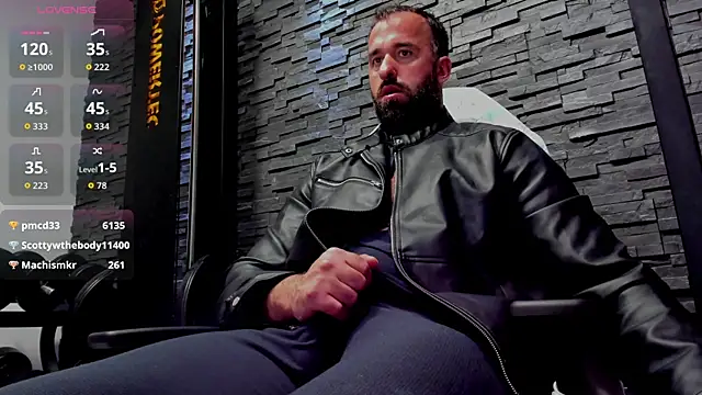 Онлайн чат XXX David_Big_Daddy