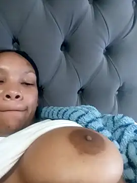 Živý XXX chat KikiBadgirl