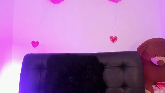 Živý XXX chat NaomiVelour