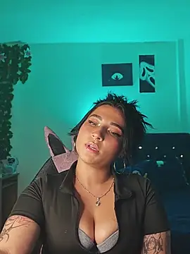 Pauilina Chat XXX live