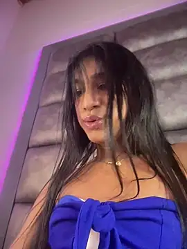Ashly_Miller Adlı Modelin Canlı XXX Sohbeti