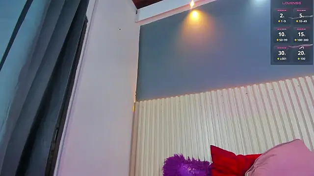 girlmia_colucci – Kamerová šou