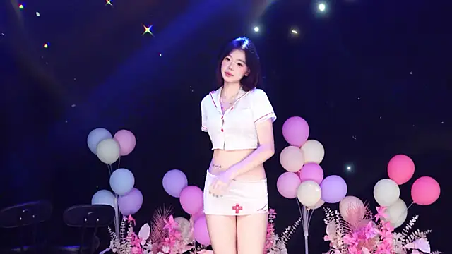 RoseGirl888 在線直播表演