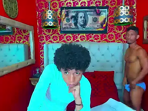 PEINBOYS: вебкам-шоу