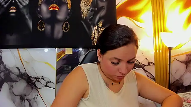 Онлайн чат XXX LizzRouse